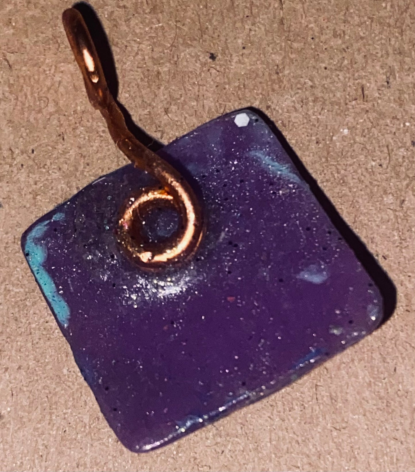Simple Resin Pendant Copper tone Wire loop