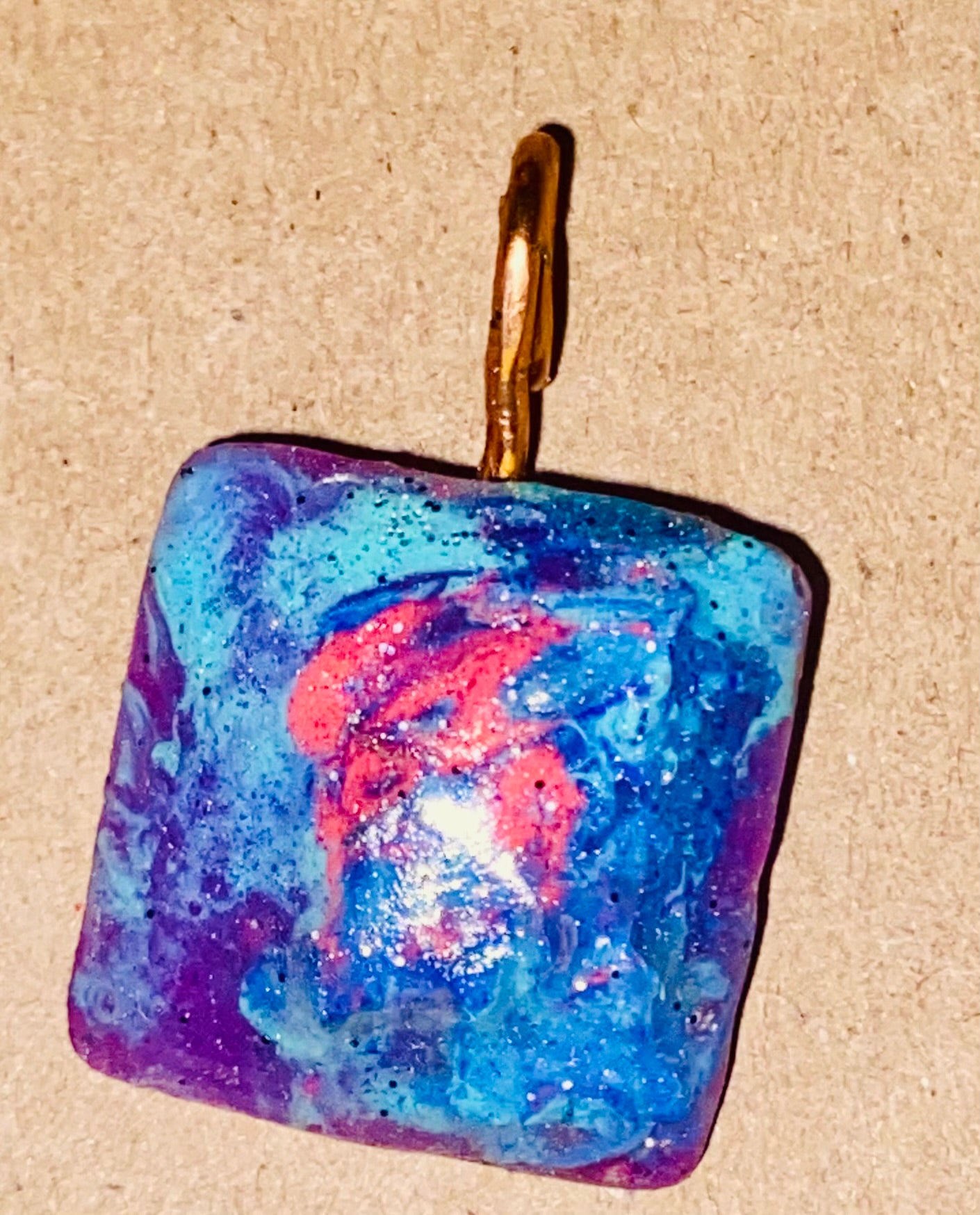 Simple Resin Pendant Copper tone Wire loop