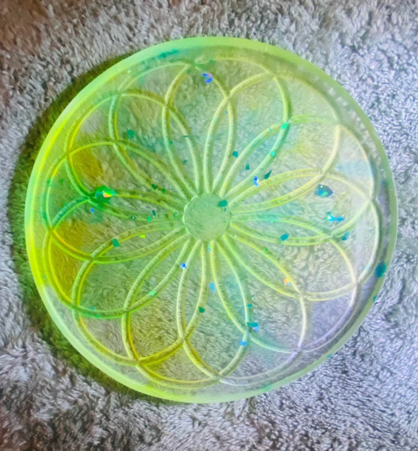 Bright Green Resin Trivet
