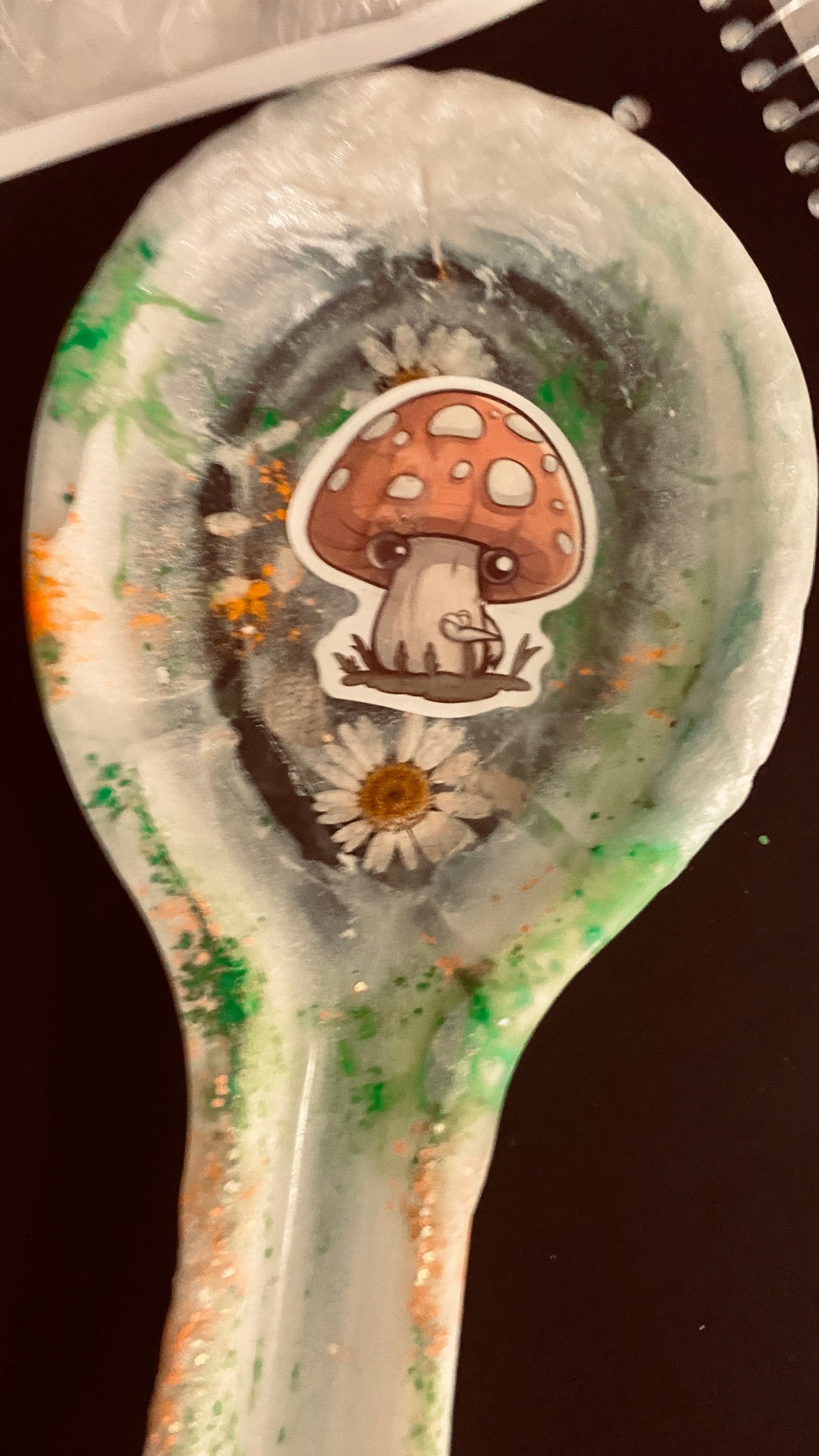 Resin, Mushroom & Dried Flowers Stove Utensil Tray