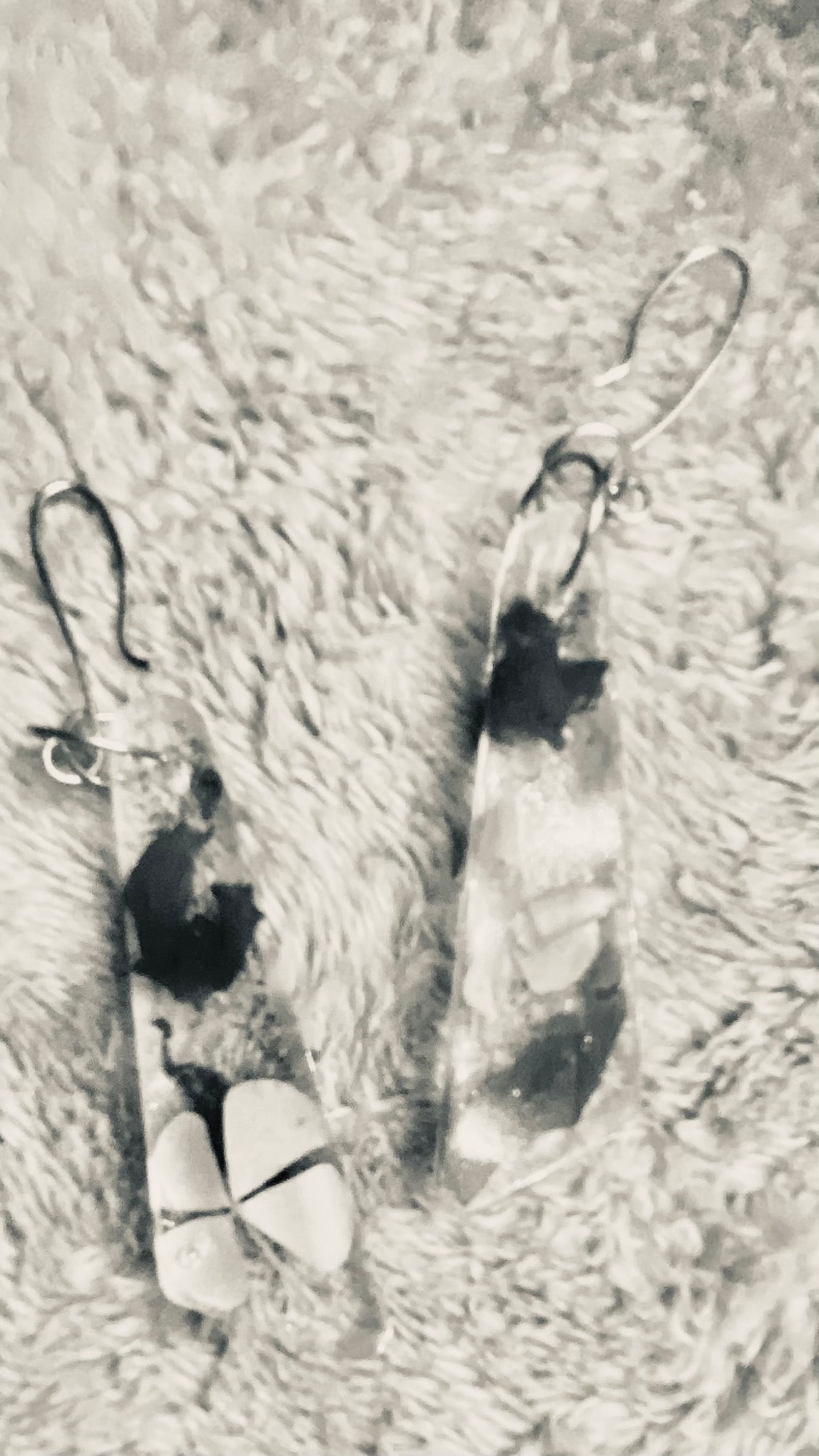 Gorgeous Resin Wire Earrings