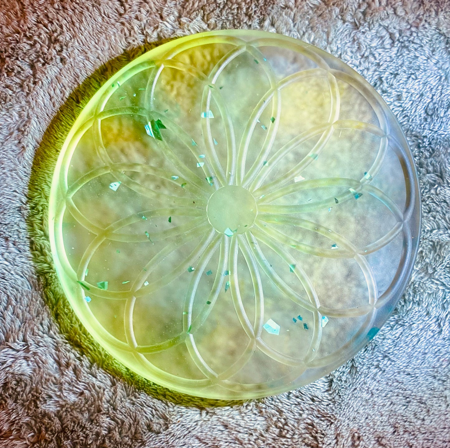 Bright Green Resin Trivet