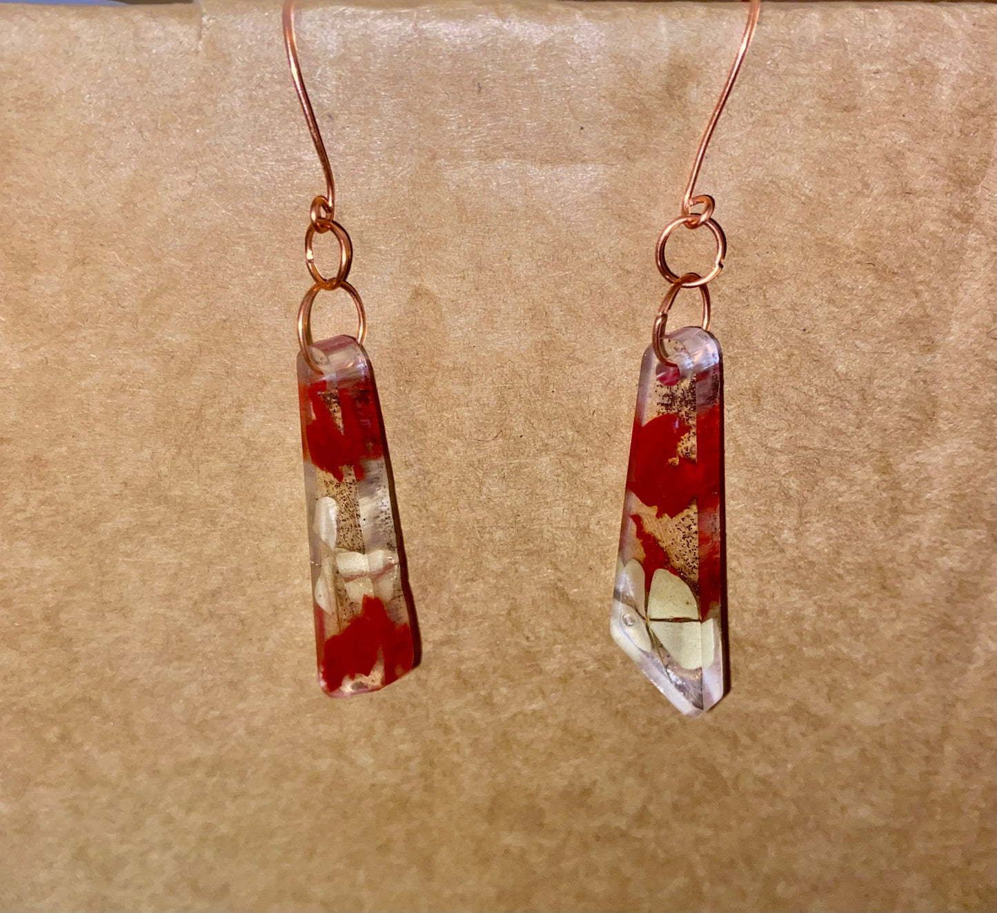Gorgeous Resin Wire Earrings