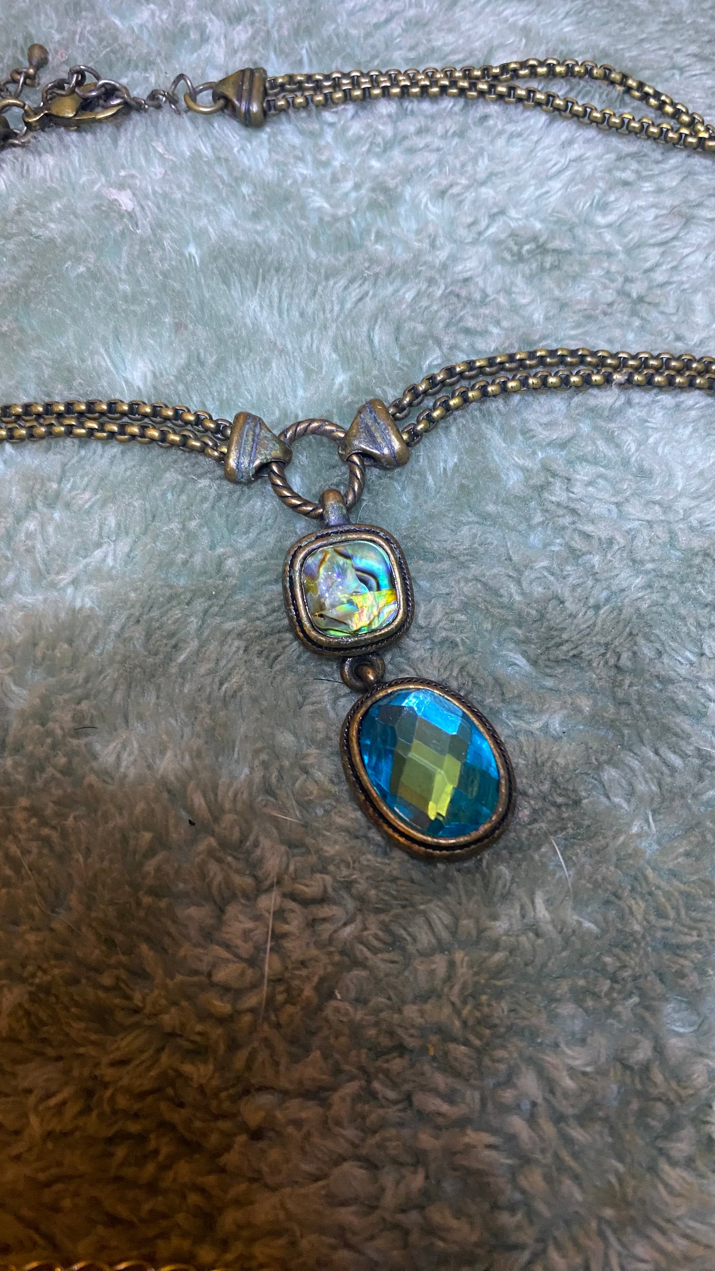 Beautiful Glass & Abalone Vintage Necklace