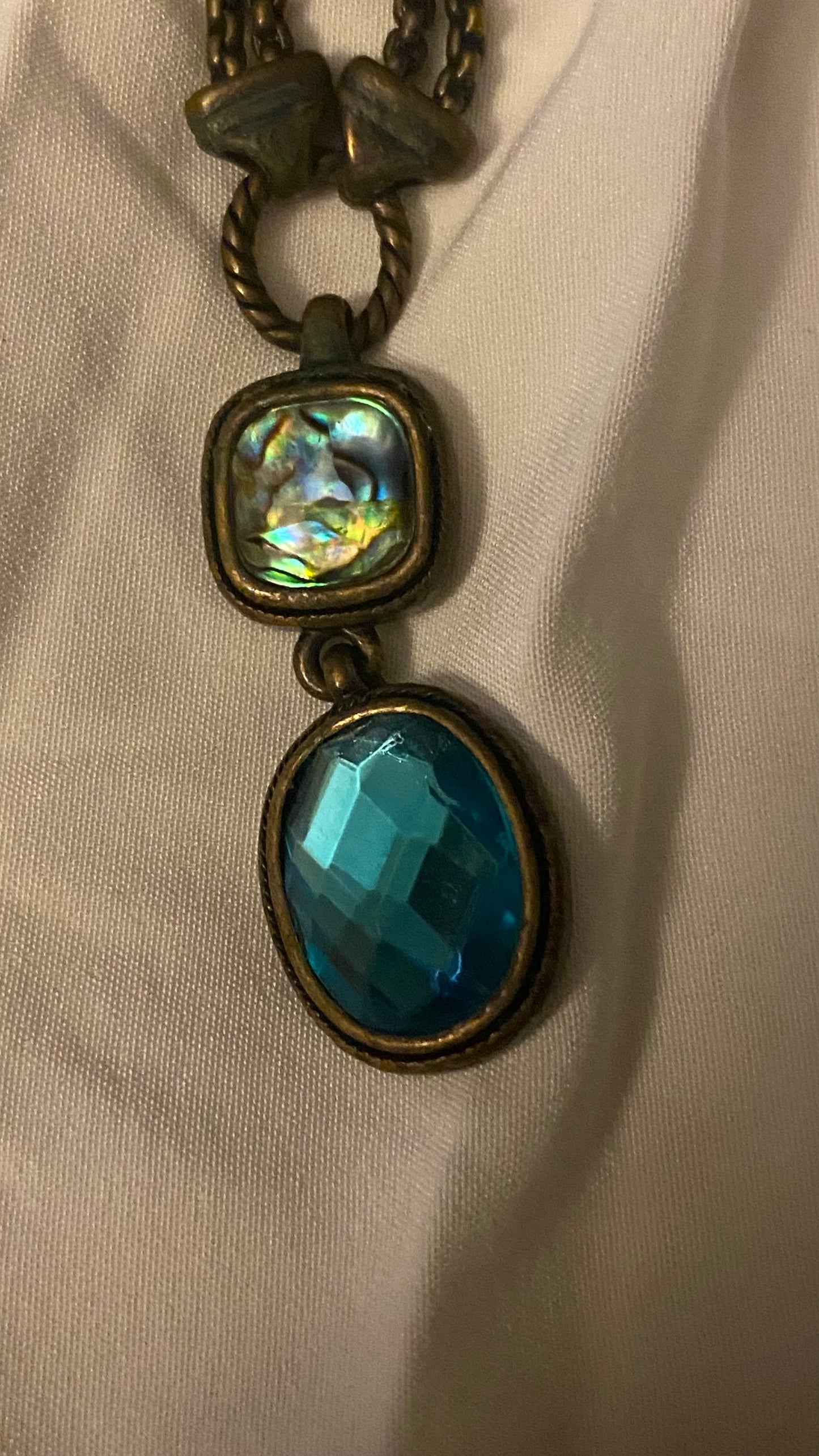 Beautiful Glass & Abalone Vintage Necklace